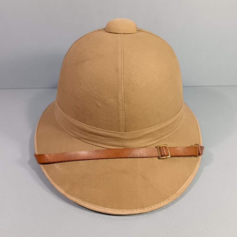 CASQUE COLONIAL EN TOILE BEIGE ET LIEGE FABRICATION REGLEMENTAIRE MILITAIRE 1930-1950 TROUPES COLONIALE LEGION ETRANGERE